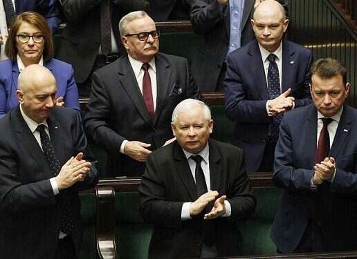 Polish lawmakers pass resolution condemning 1968 expulsion of Jews ...