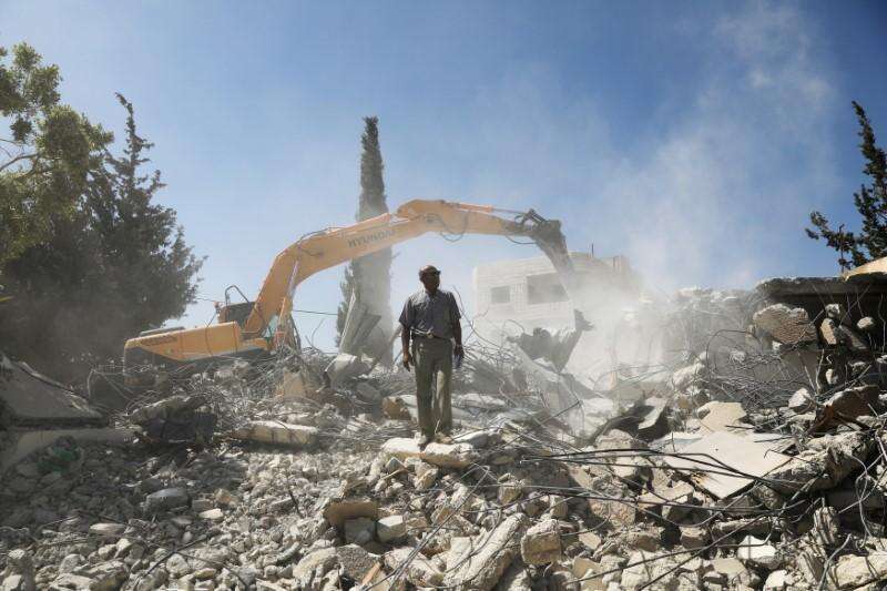 Palestinians in Jerusalem demolish homes rather than let Jews move in ...