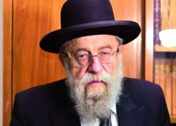 Jerusalem's chief rabbi: Israel must help Palestinians arrested for selling land to Jews