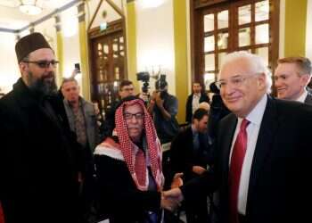 'Palestinians entitled to business ties with Israelis'