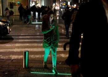 Tel Aviv lights the way for 'smartphone zombie' pedestrians