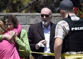 1 dead, 3 wounded near San Diego after gunman opens fire in synagogue