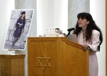 'Everyone was her sister': Woman killed at synagogue honored