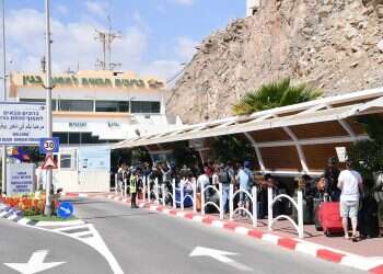 In a reverse of Exodus, Israelis flock to Sinai for Passover week