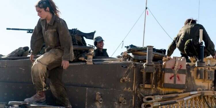IDF decides not to open all-female tank units, despite successful pilot