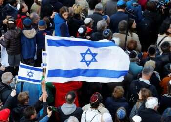 49% of Israelis fear anti-Semitism while traveling abroad