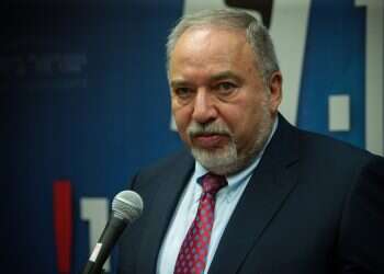 Lieberman: Netanyahu will form minority government with Arab factions