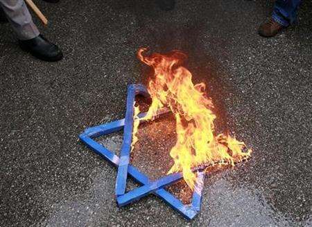 Is anti-Semitism becoming mainstream? Experts see alarming trend