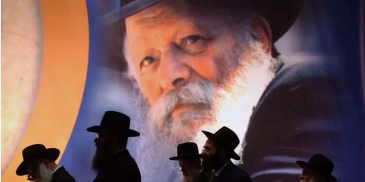 Gatherings worldwide mark 25th anniversary of Lubavitcher rebbe's passing