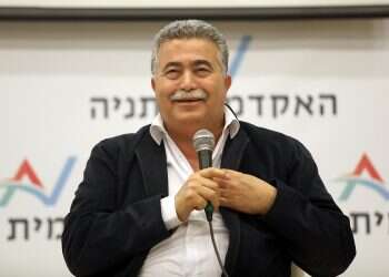 Out with the new, in with the old: Amir Peretz is Labor leader again