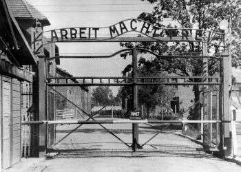 Last inmate from initial 1940 transport of Poles to Auschwitz dies