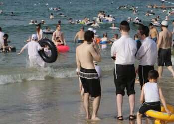 Rabbinical ruling forbids swimming when no lifeguard is on duty