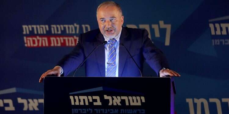 Netanyahu: Lieberman joined Left by signing vote-sharing deal