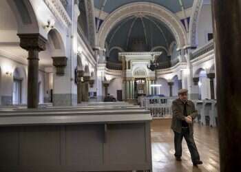 Lithuanian Jewish sites shut after threats amid WWII debate