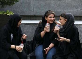 Iranian women defy prison threats by sending veil videos