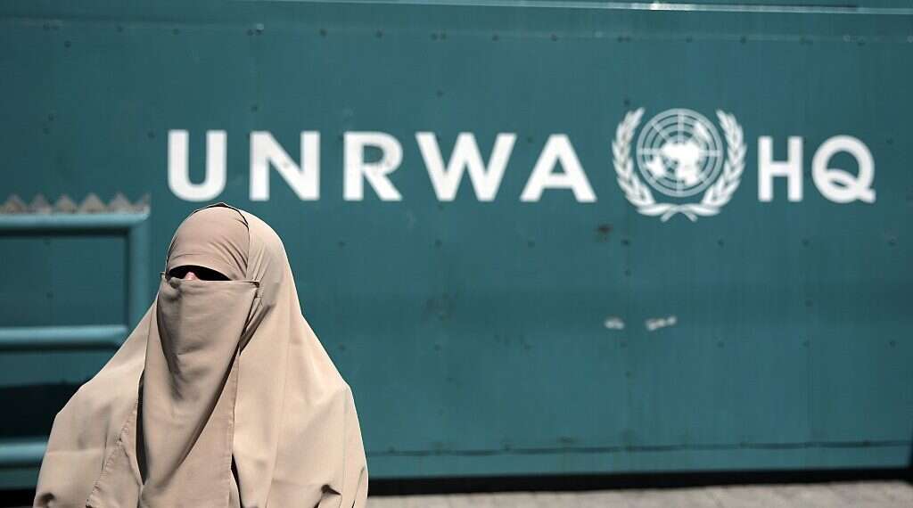 New Zealand decides to suspend funding to UNRWA