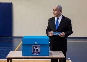 Netanyahu: Don't waste your votes on Bennett and Shaked