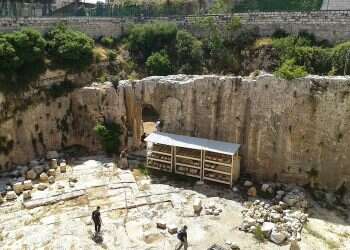 France finally allows access to ancient tombs in Jerusalem