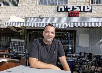 Sderot business owners: We don't want money, we want a solution