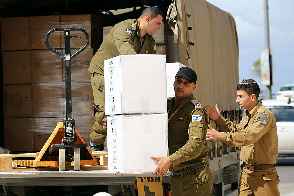 Israeli soldiers’ new frontier: Delivering food to grandma – www ...