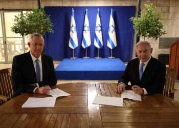 Gantz, Netanyahu sign power-sharing deal, agree to form gov't