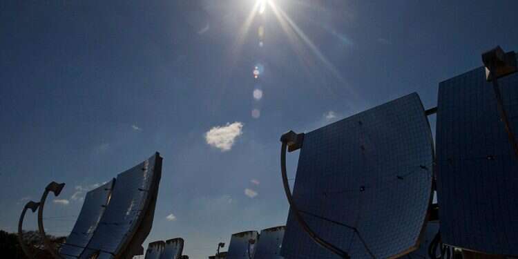 Israel unveils NIS 80B plan to boost solar energy, aims to see production rise by 30%