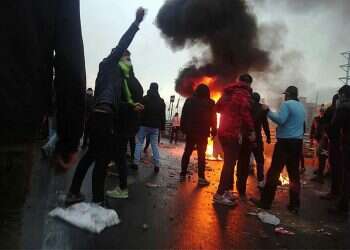 Iranian security forces clash with protesters chanting 'No Gaza, no Lebanon'