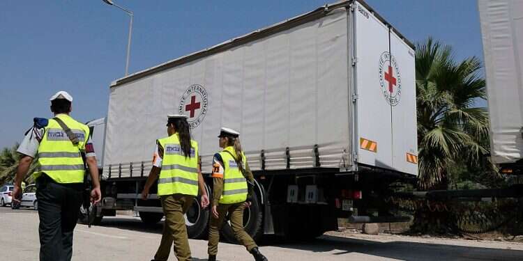Gantz wants Israel to take a harder line on returning terrorists' bodies   