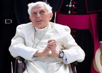 Report: Former Pope Benedict XVI seriously ill