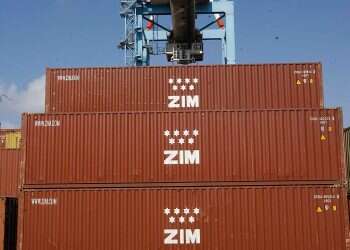 Report: Israeli shipper Zim exploring IPO on foreign exchange