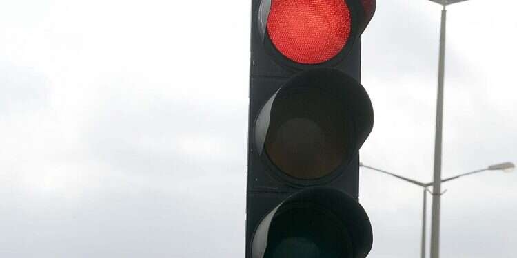 Corona cabinet passes ‘stoplight’ plan, debate rages about school year ...
