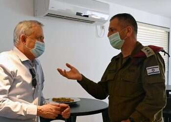 'Every citizen should serve,' says IDF chief