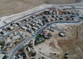 Settler leaders praise decision to approve new construction