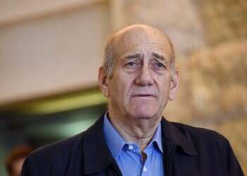 Former PM Olmert: For Israel's sake, I hope Pollard stays in NY