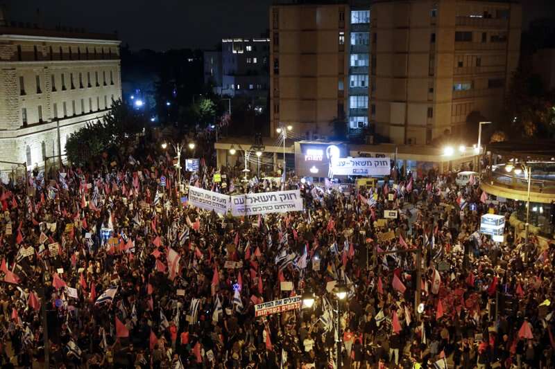 Thousands protest in Jerusalem against Netanyahu – www.israelhayom.com