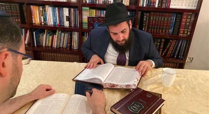 Chabad Names Emissary To UAE – Www.israelhayom.com