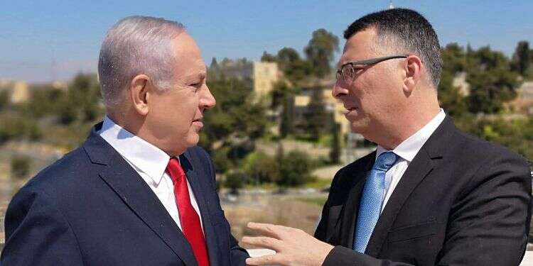 As election nears, Likud MK renews fight against PM by forming new party