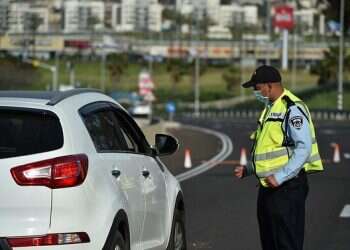 Police to set up over 300 checkpoints across the country to enforce 3rd lockdown