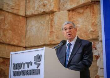 Outgoing Yad Vashem chair 'ready to work with any successor'