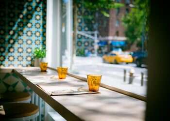 Israeli restaurant owners in NY fear ban on indoor dining will kill business