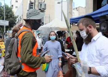 Coronavirus brings soldiers and Haredim closer together