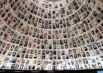 Palestinians accused of robbing Yad Vashem