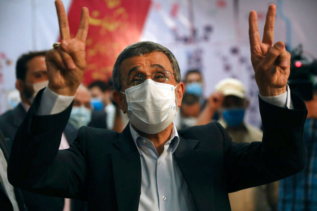 Hardline Former Iranian Leader Ahmadinejad To Run For President Again ...