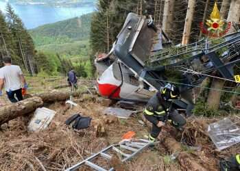 5 Israelis killed in cable car crash in Italy, 1 child in critical condition