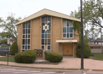 Pro-Palestinians vandalize Illinois synagogue