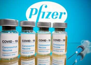 Bennett speaks with Pfizer chief over vaccine supply, swaps