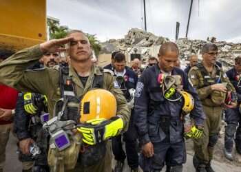 In emotional sendoff, IDF praised for 'unrelenting dedication' in Surfside