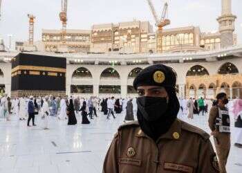 In first, women help guard Mecca during haj