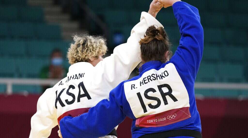 Israeli Judoka Praises Saudi Opponent S Bravery Www Israelhayom Com