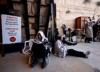 PM keeps Temple Mount open to Jews after Tisha B'Av clashes  